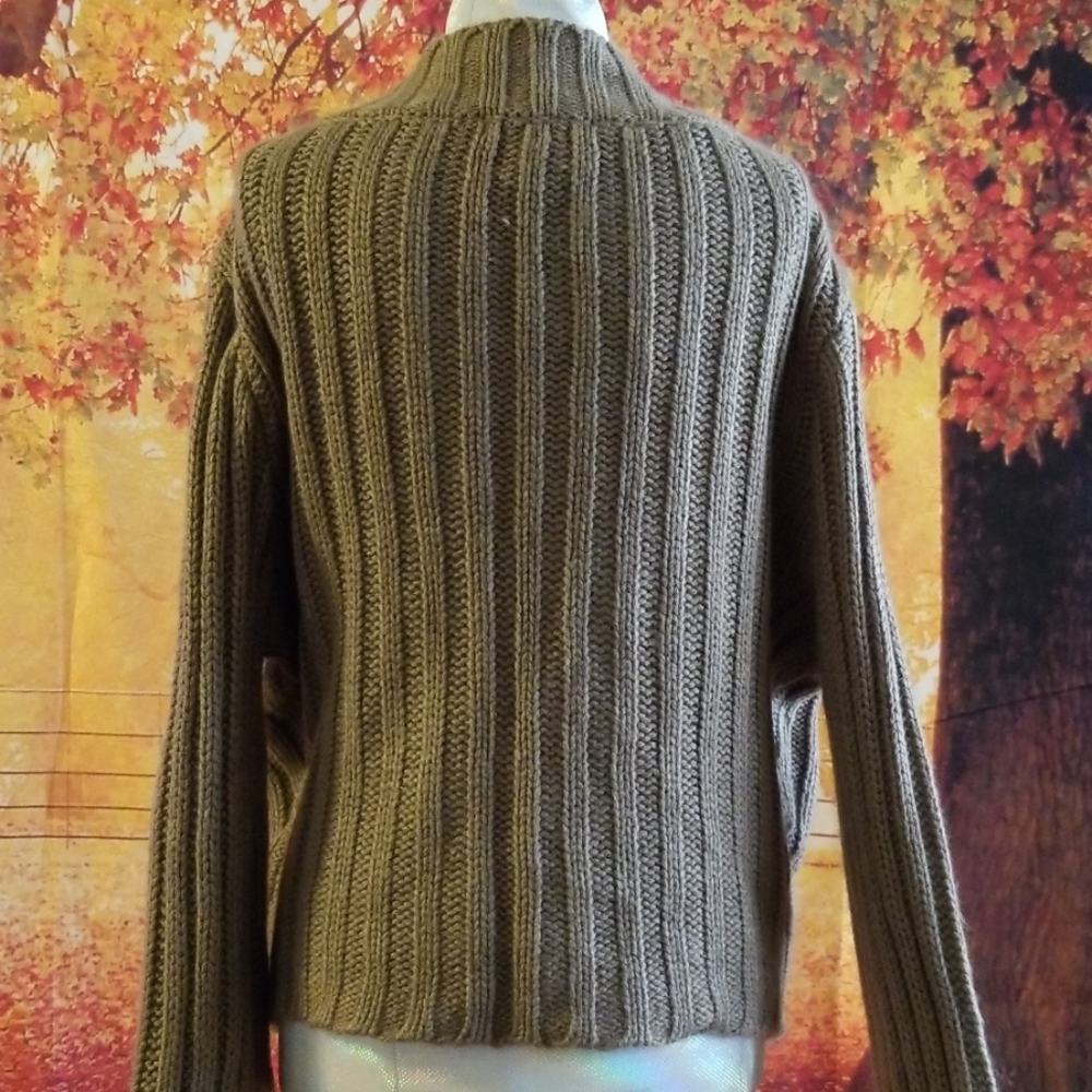 Chunky Knit Button-Up Sweater - Brown - Picture 6 of 7